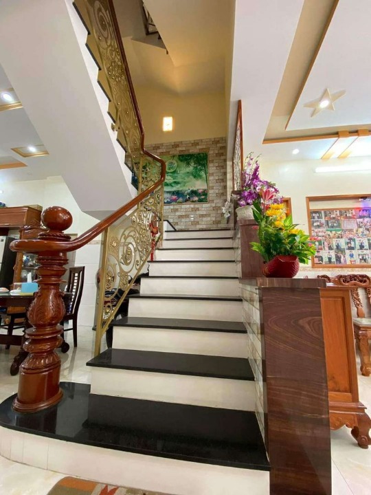 Bán nhà mặt tiền đường nội bộ đối diện công viên P. Bình Trị Đông B, Bình Tân - Thuộc khu dân cư Tên Lửa