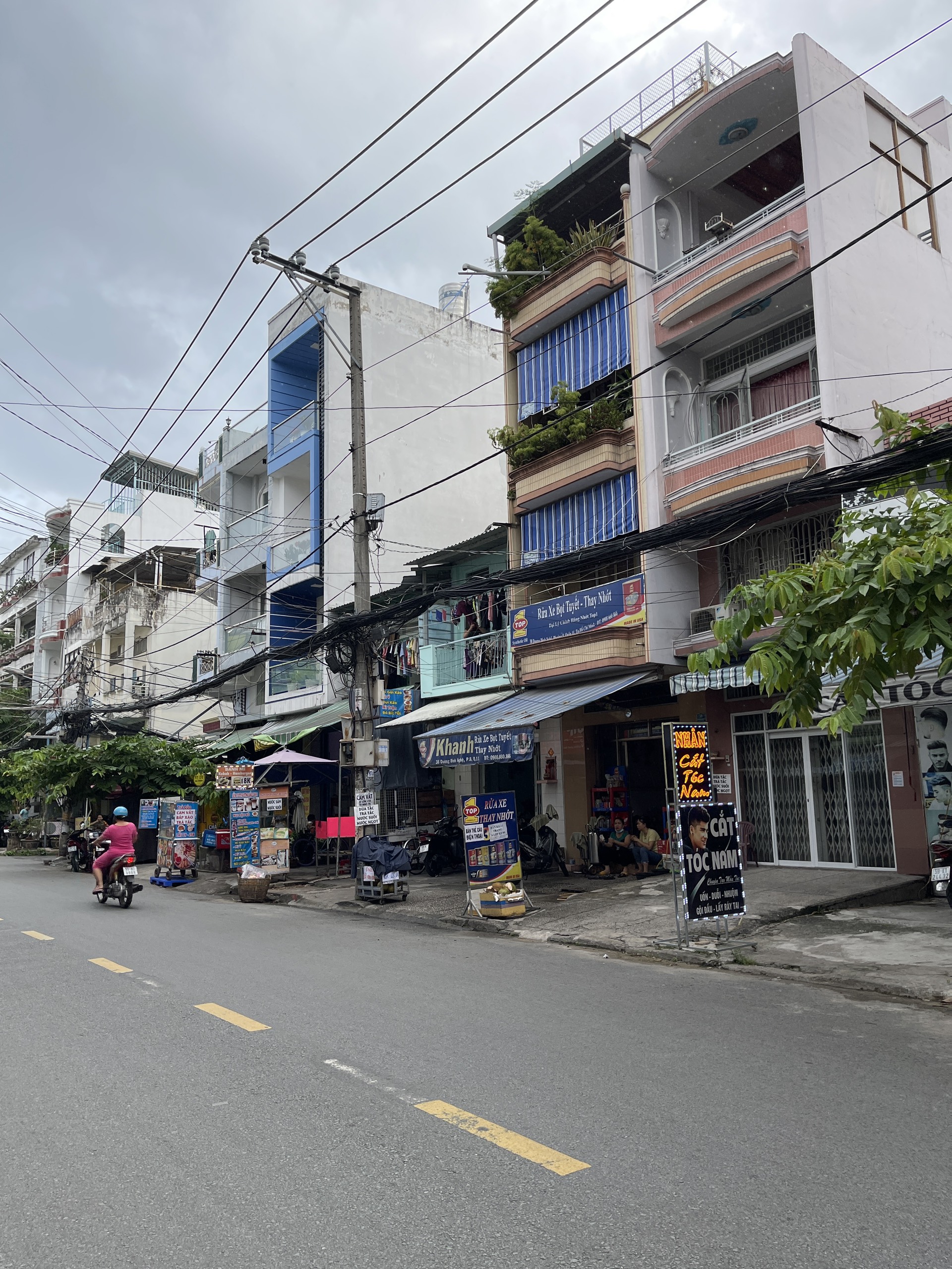 MẶT TIỀN KINH DOANH - Dương Đình Nghệ, P8, Q11 (Khúc giữa, kinh doanh sầm uất)