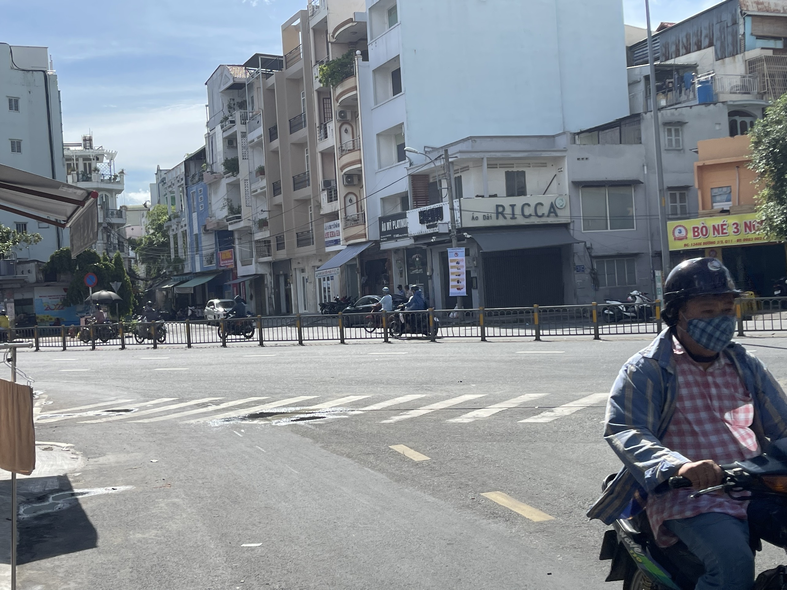 MTKD - NGUYỄN CHÍ THANH (nối dài) - P16, Q11 - Đoạn đầu đường 3/2